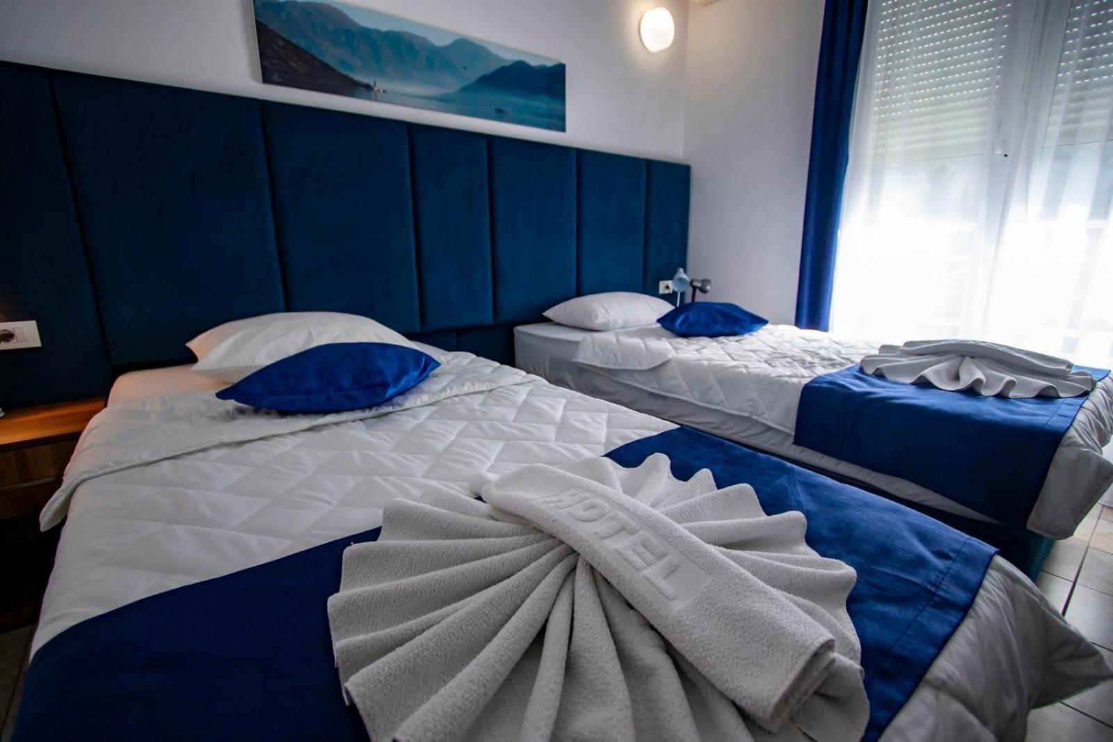 Hotel Play Herceg Novi Bagian luar foto